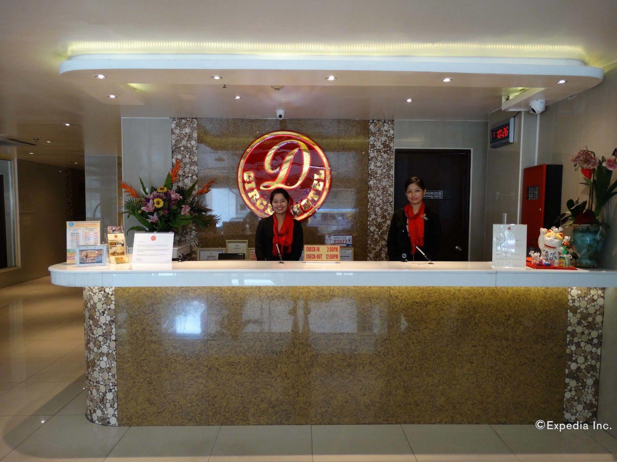 D Circle Hotel Manila Bagian luar foto
